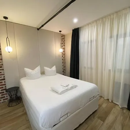 B2 Beautiful House In 7th, 2-4g By Eiffel Tower * Paris